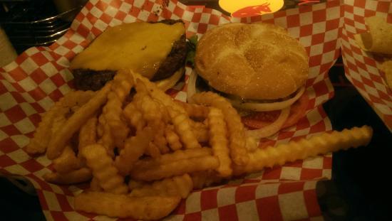 Wayne & Larry's Sports Bar & Grill